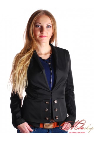 Стильный пиджак с пуговицами